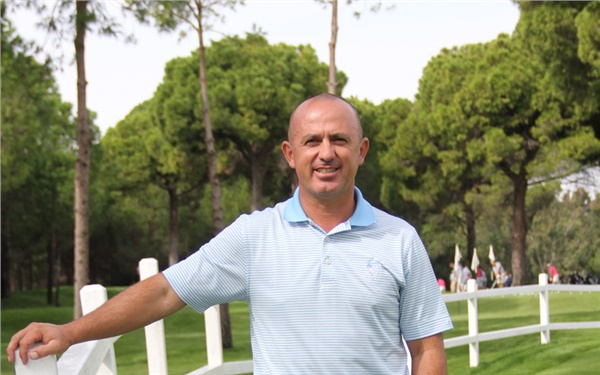 Golf sahaları uzmanlarını arıyor Golf sahaları uzmanlarını arıyor