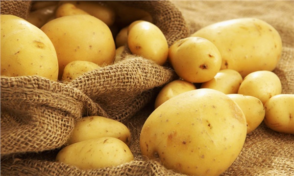 Suriye’den patates ithalatı başladı Suriye’den patates ithalatı başladı