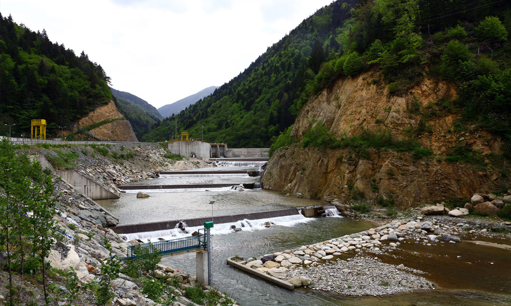 karadeniz-de-hes-cok-sit-yok1.jpg